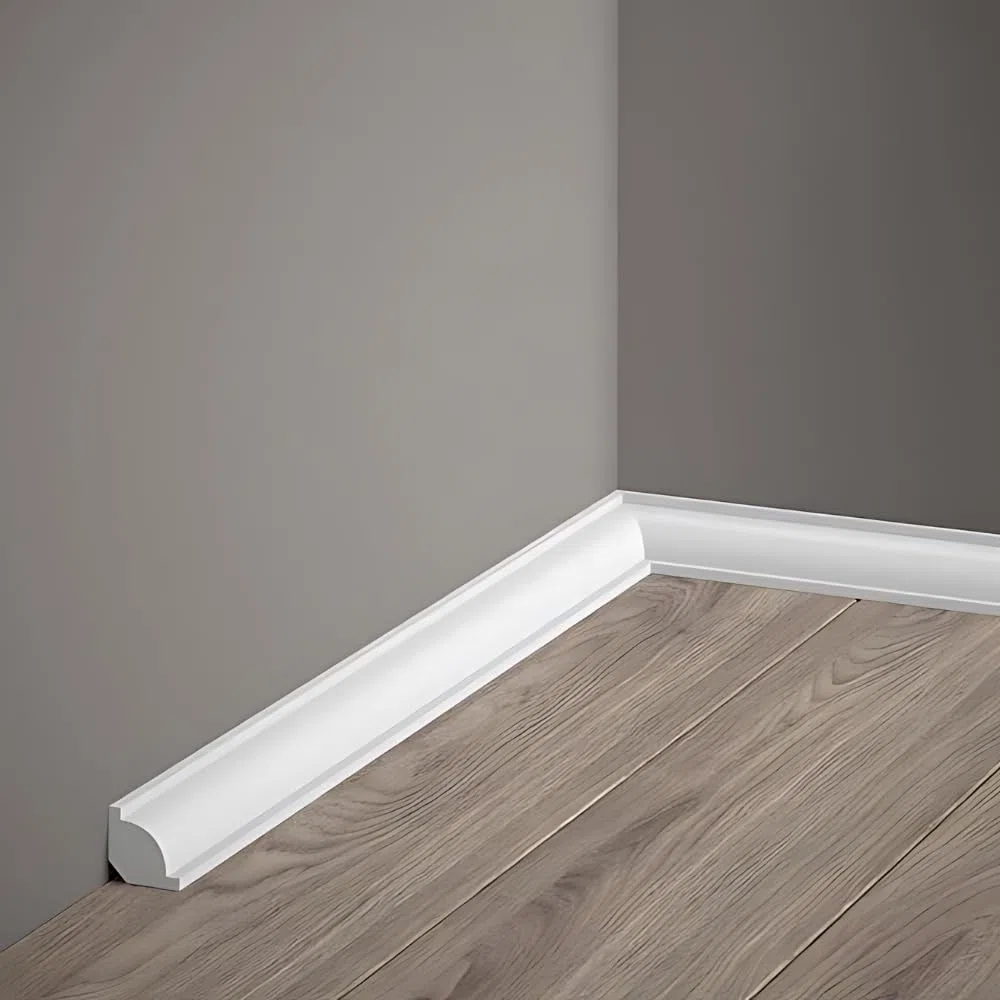 Decoration - Battiscopa Bianco in Polimeri Duri (Misure 200x2,1x2,1 cm) Zoccolo Facile da Installare su Muro e Pareti, Verniciabile e Resistente all'Umidità, Profilo Cucina, Bagno, Sala, Soggiorno